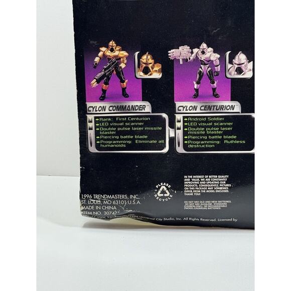 Trendmasters Battlestar Galactica Imperious Leader Reptilian Cylon Leader 1996 - Picture 9 of 15